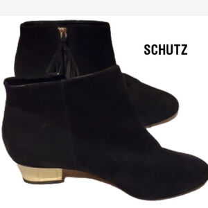 Schutz‎ black suede tasseled booties 10